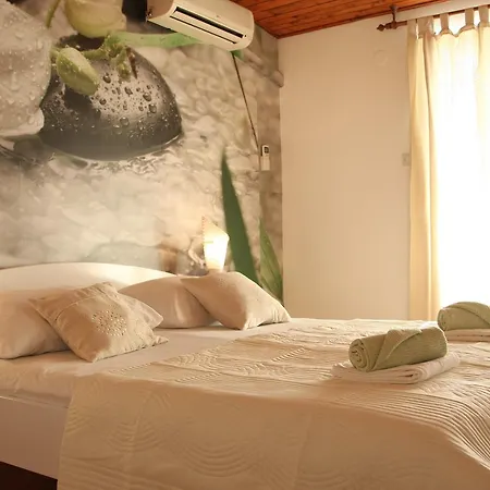 Roso Apartment Makarska