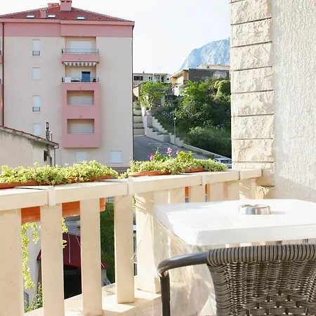 Roso Apartment